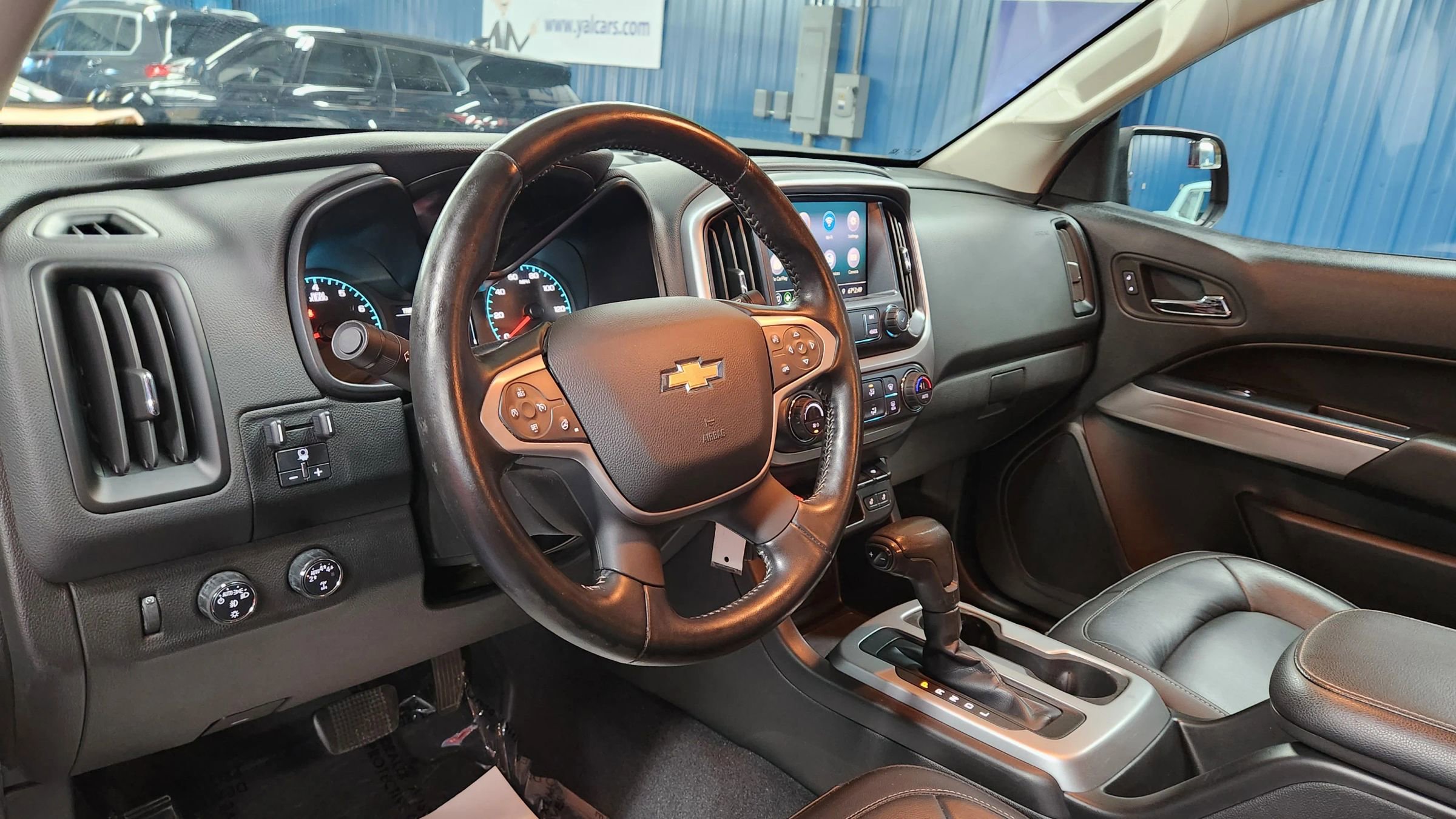 Used 2021 Chevrolet Colorado LT w/ LT Convenience Package image 8