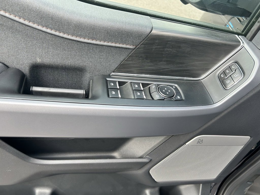 New 2025 Ford F150 Lightning Lariat image 11