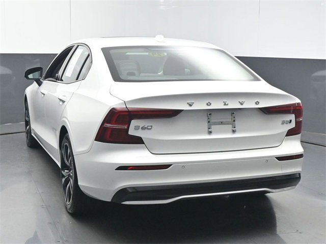 Used 2024 Volvo S60 B5 Core image 6