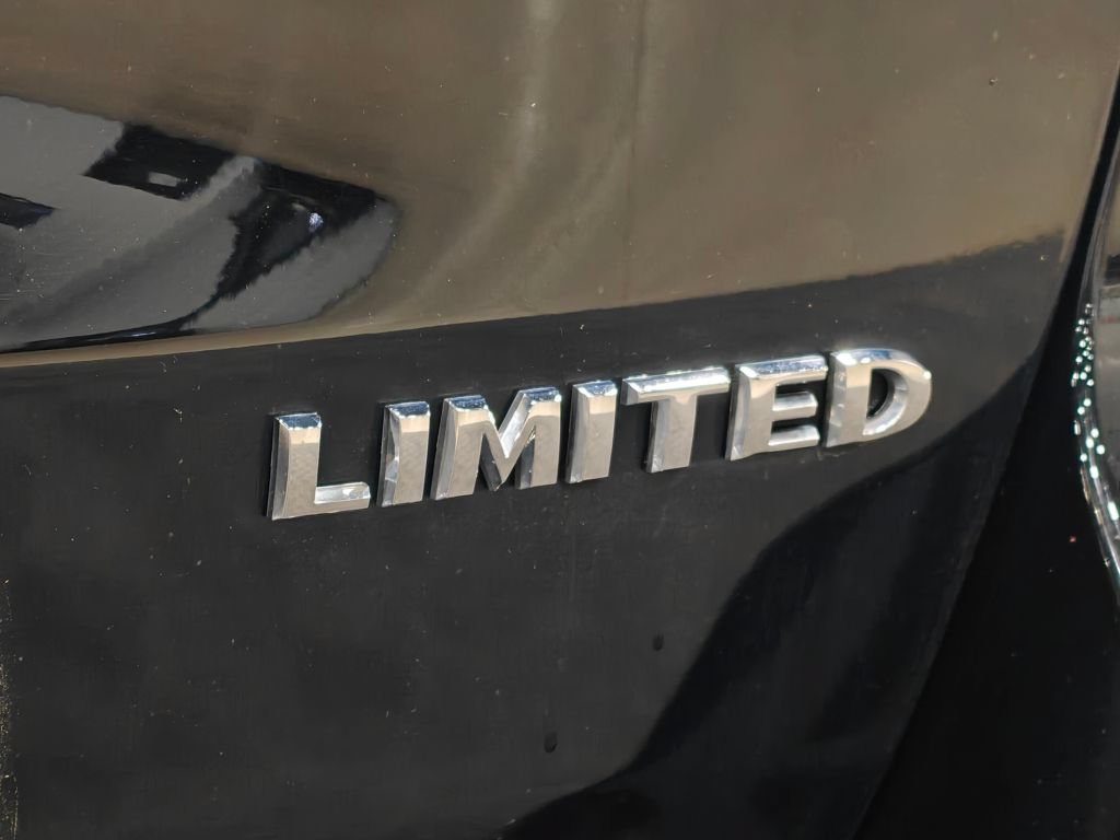 Used 2021 Jeep Grand Cherokee Limited AWD/4WD image 53
