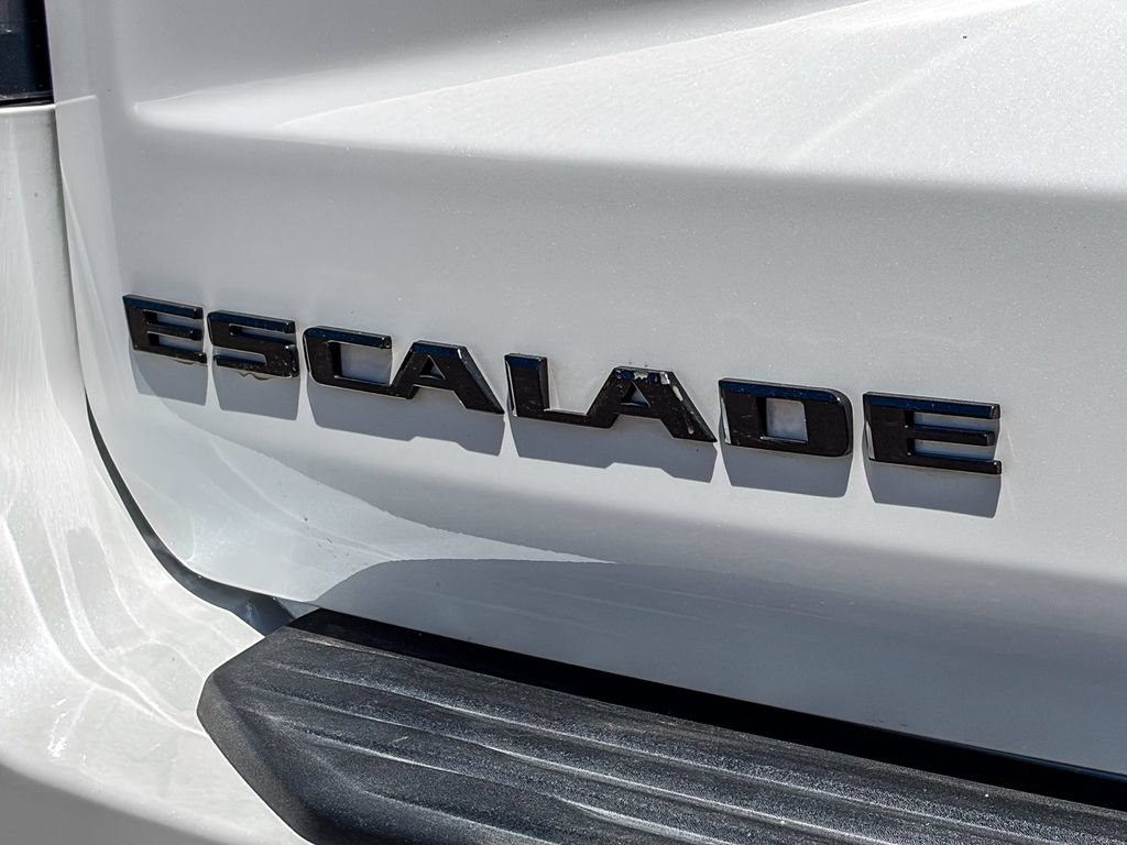 Certified 2023 Cadillac Escalade Sport w/ LPO, ONYX Package AWD/4WD image 5