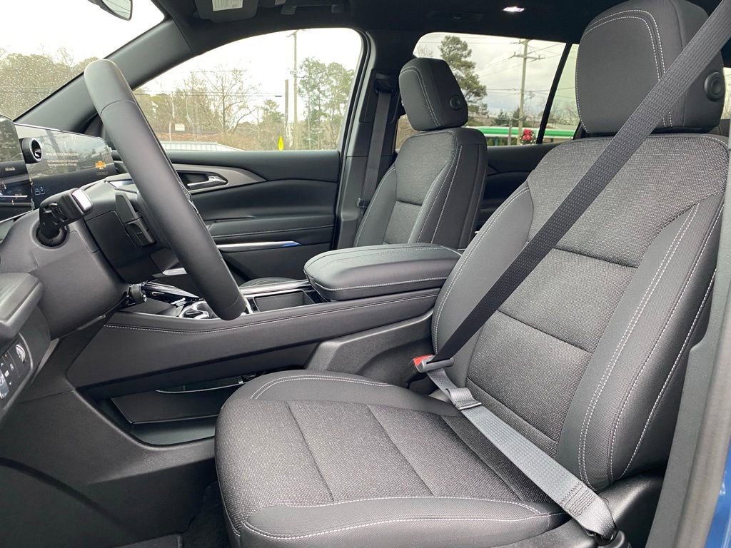 New 2026 Chevrolet Traverse LT w/ Sun and Wheel Package image 10