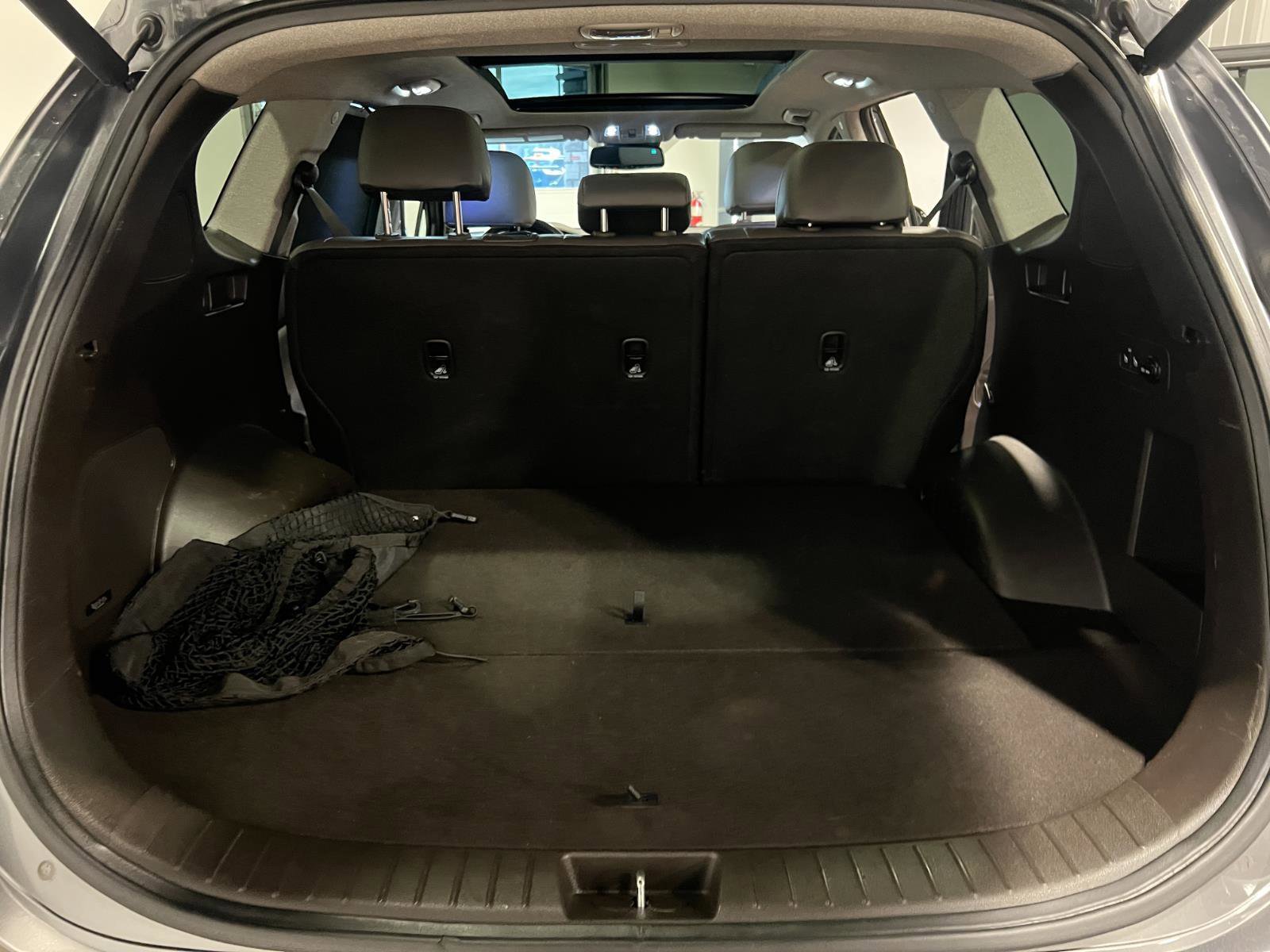 Used 2019 Hyundai Santa Fe Limited image 32