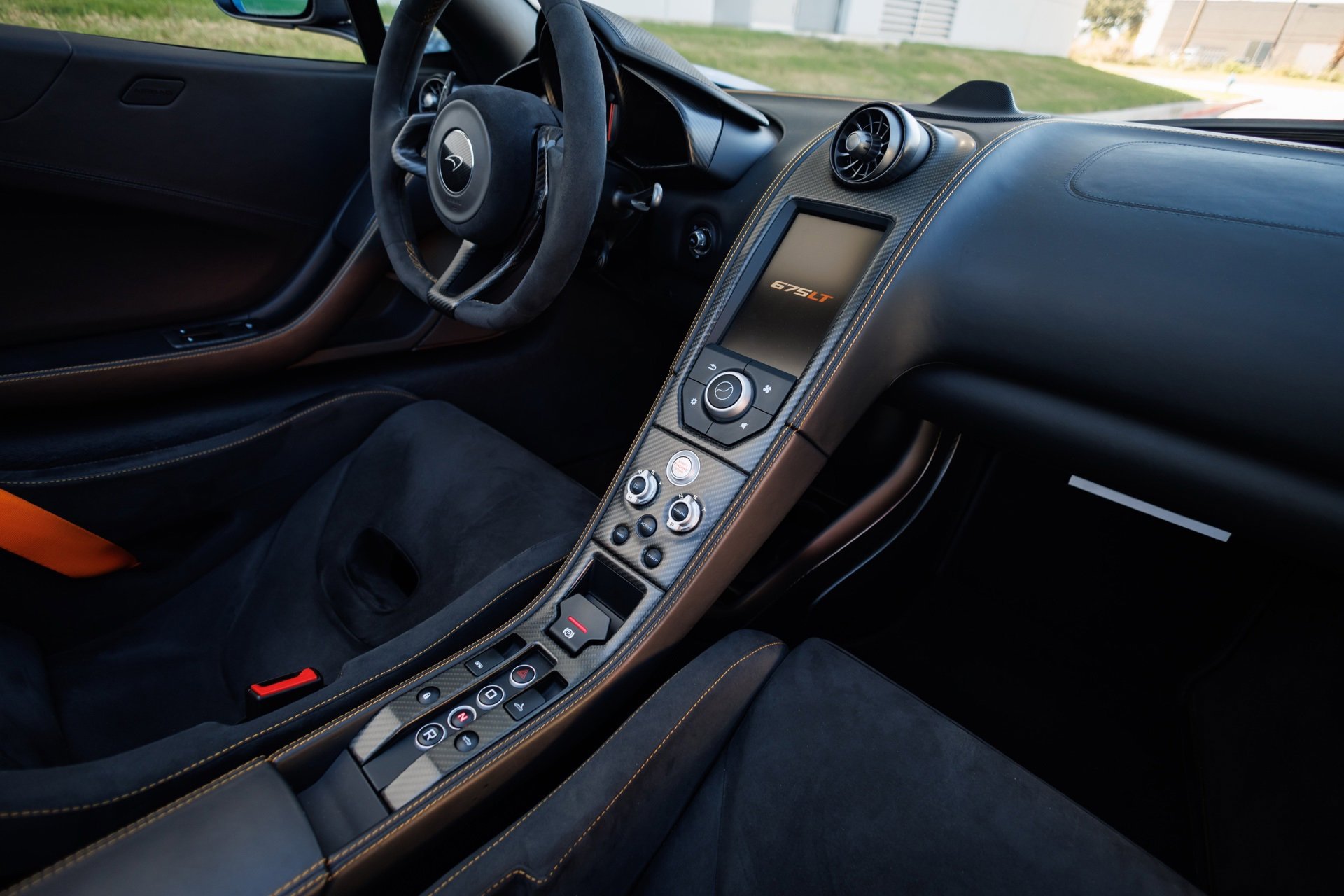 Used 2016 McLaren 675LT Spider image 53