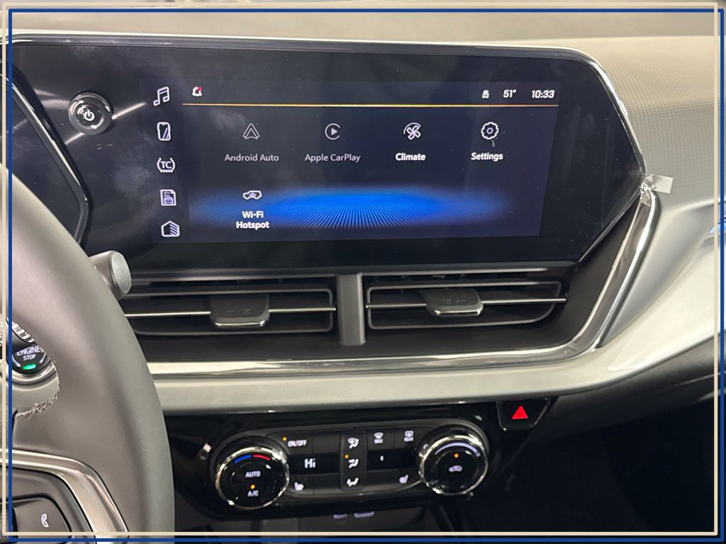 New 2026 Chevrolet Trax LT w/ LT Convenience Package FWD image 19