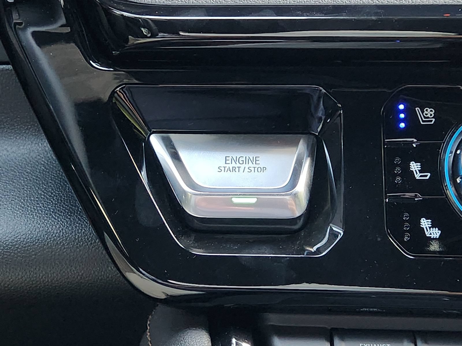 New 2026 GMC Sierra 2500 AT4 w/ AT4 Premium Plus Package AWD/4WD image 24