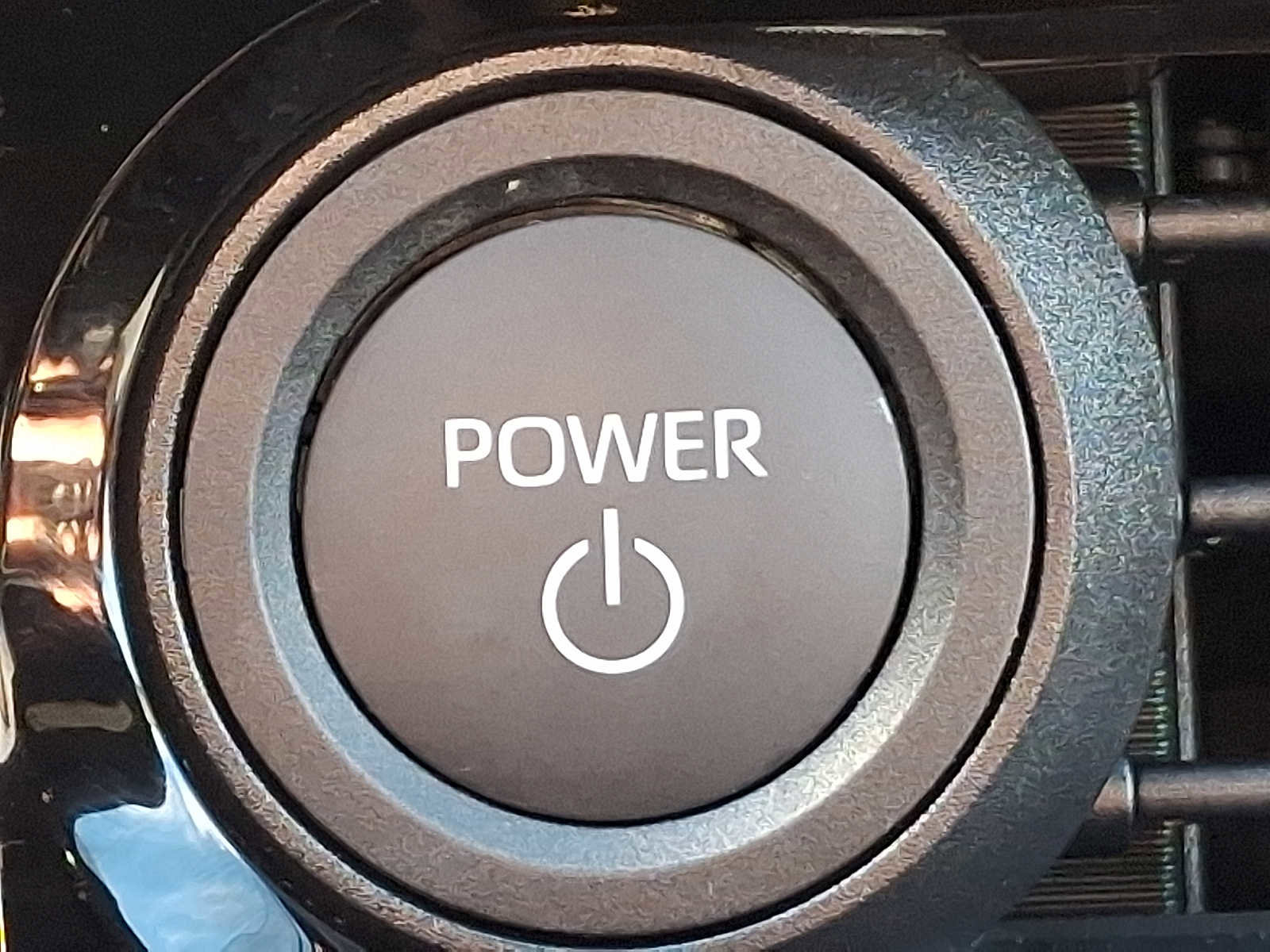 Used 2025 Toyota bZ4X AWD image 26