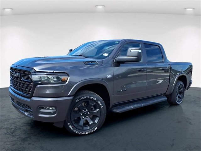 New 2026 RAM 1500 4x4 Crew Cab image 2