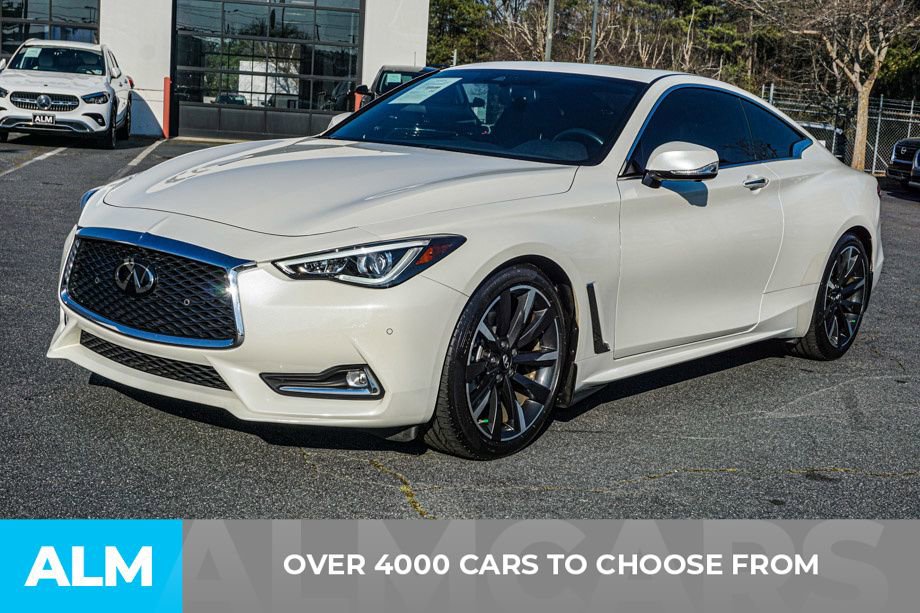 Used 2022 INFINITI Q60 3.0t Luxe w/ Essential Package RWD image 3