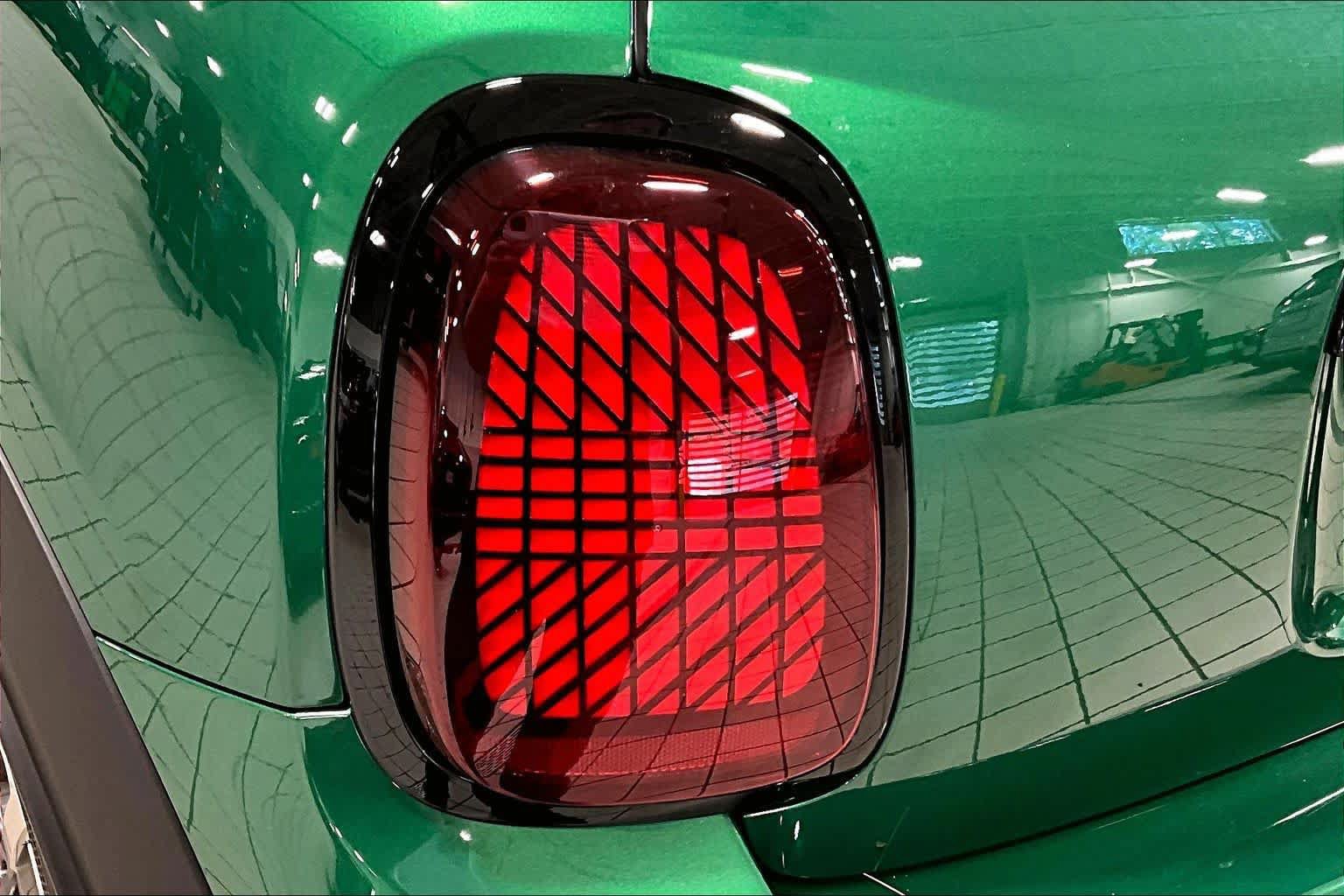 Used 2025 MINI Cooper Convertible FWD image 27