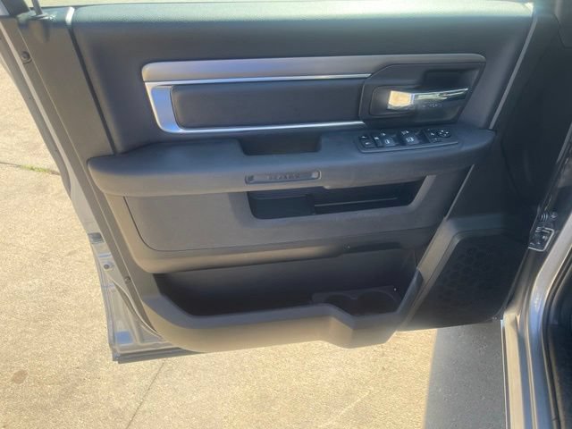 Used 2022 RAM 1500 Classic Warlock w/ Electronics Group AWD/4WD image 15