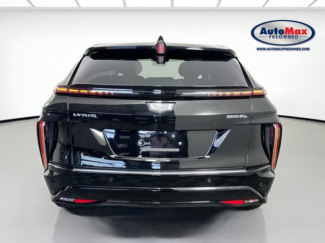 Used 2024 Cadillac Lyriq Luxury AWD/4WD image 8