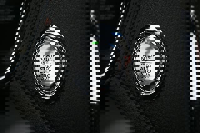 Used 2017 Lincoln Continental Reserve w/ Technology Package image 33