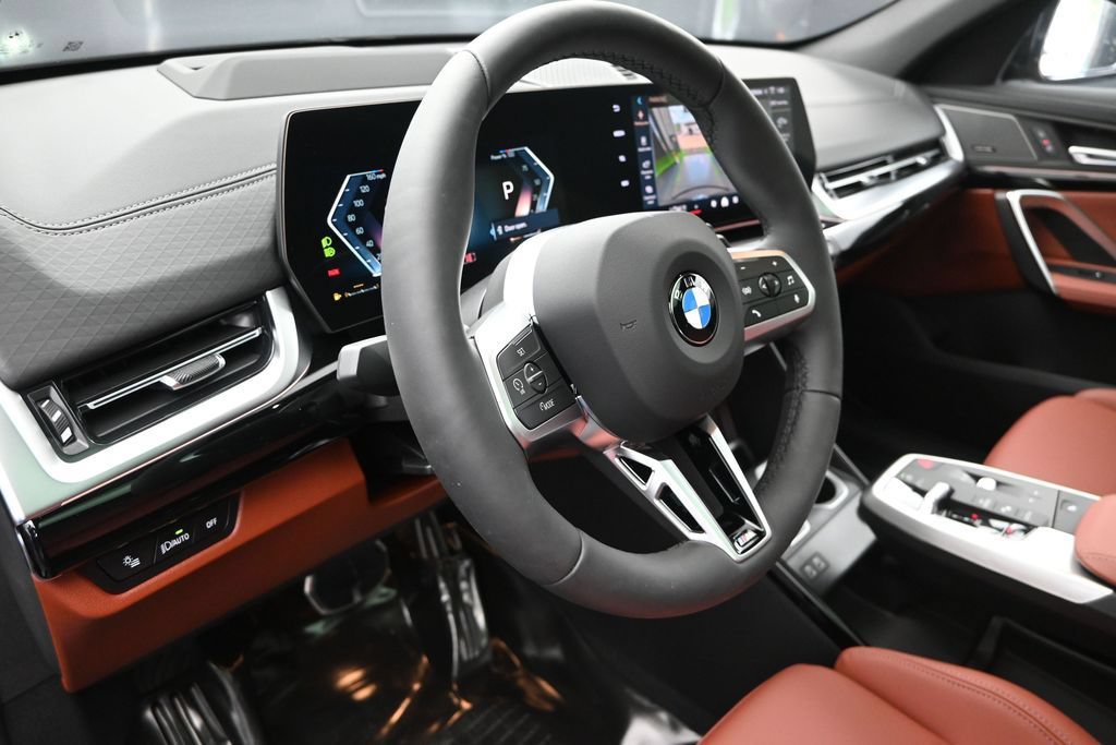 New 2026 BMW X2 xDrive28i w/ Technology Package AWD/4WD image 12