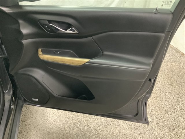 Used 2018 GMC Acadia Denali w/ Technology Package image 23