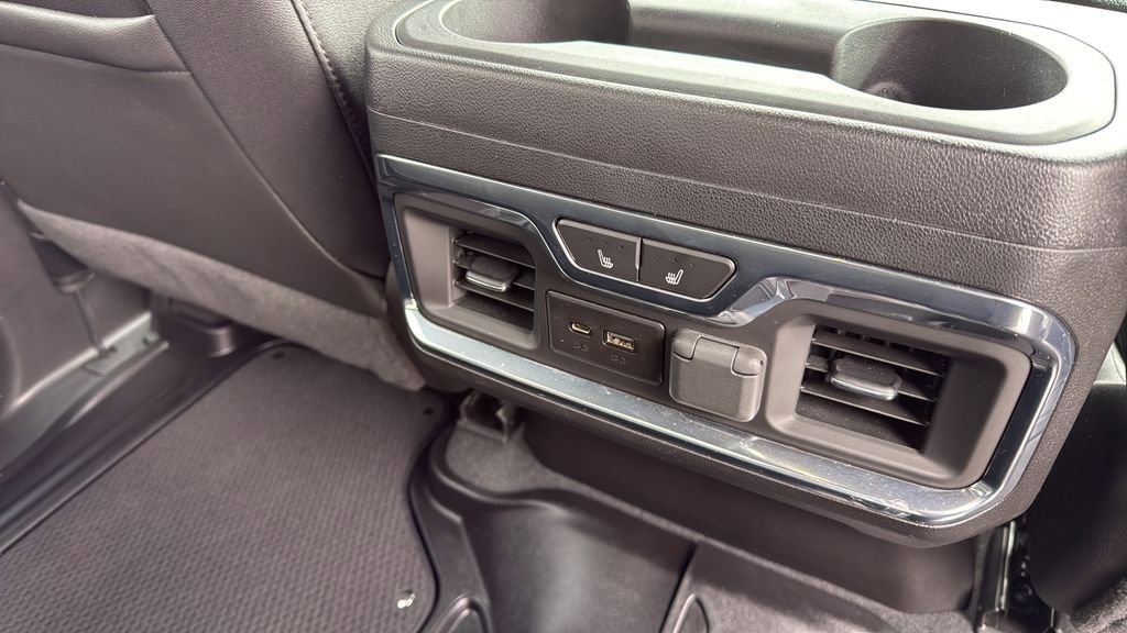 Used 2023 GMC Sierra 3500 AT4 w/ Gooseneck/5TH Wheel Package image 22