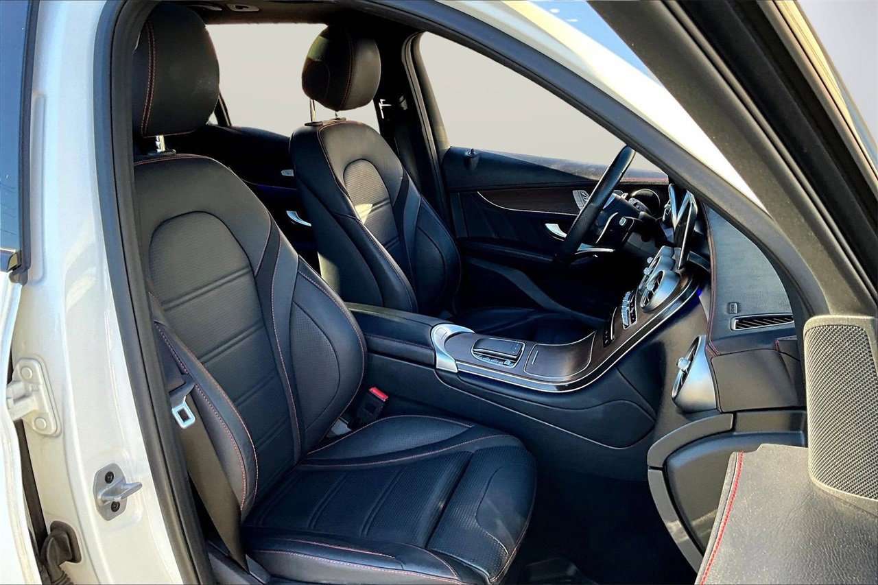 Used 2022 Mercedes-Benz GLC 43 AMG 4MATIC image 23