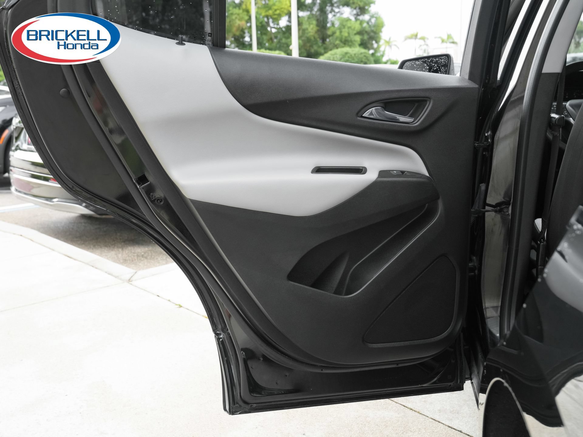 Used 2023 Chevrolet Equinox LS FWD image 30