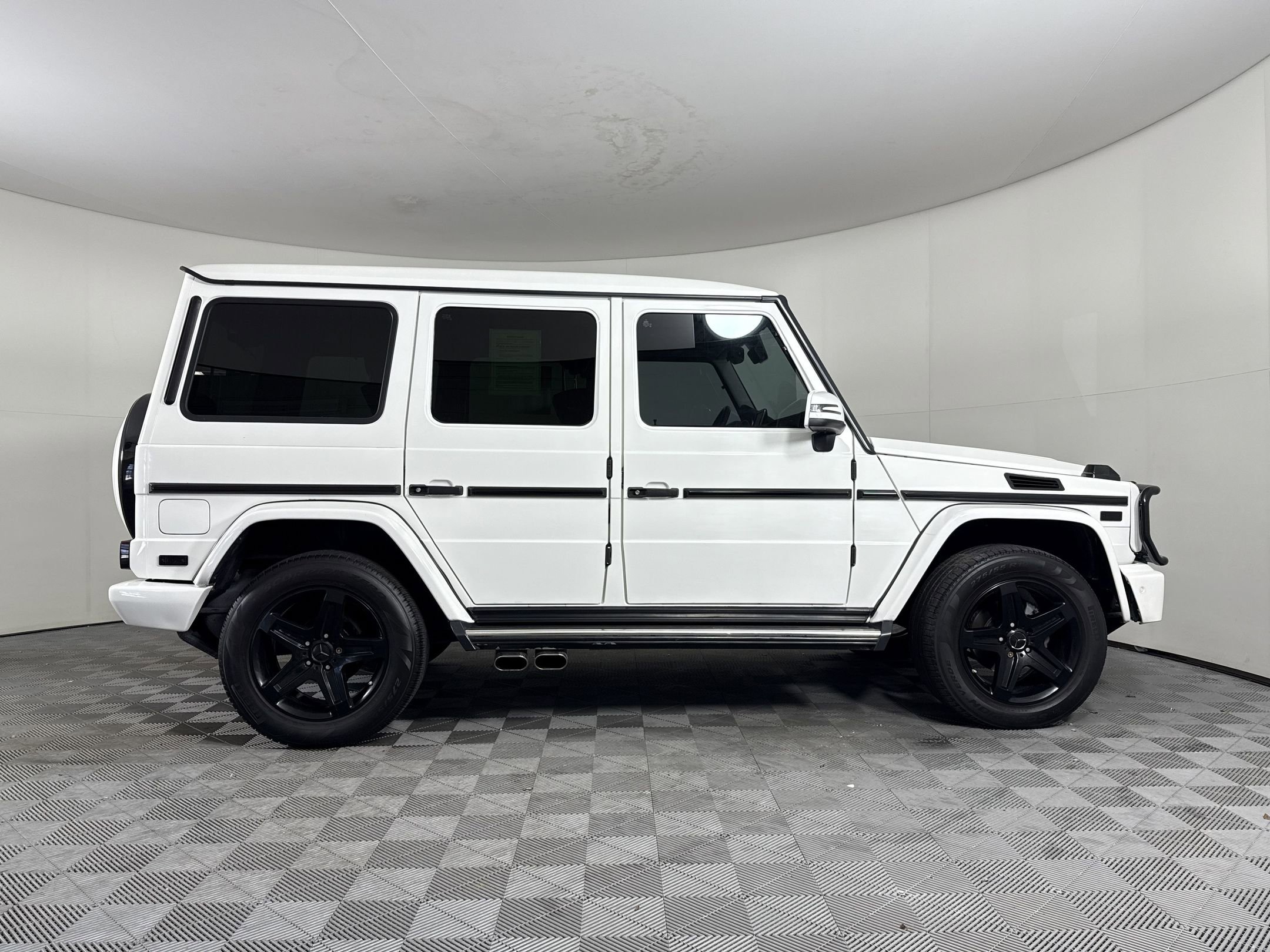 Used 2016 Mercedes-Benz G 550 image 8