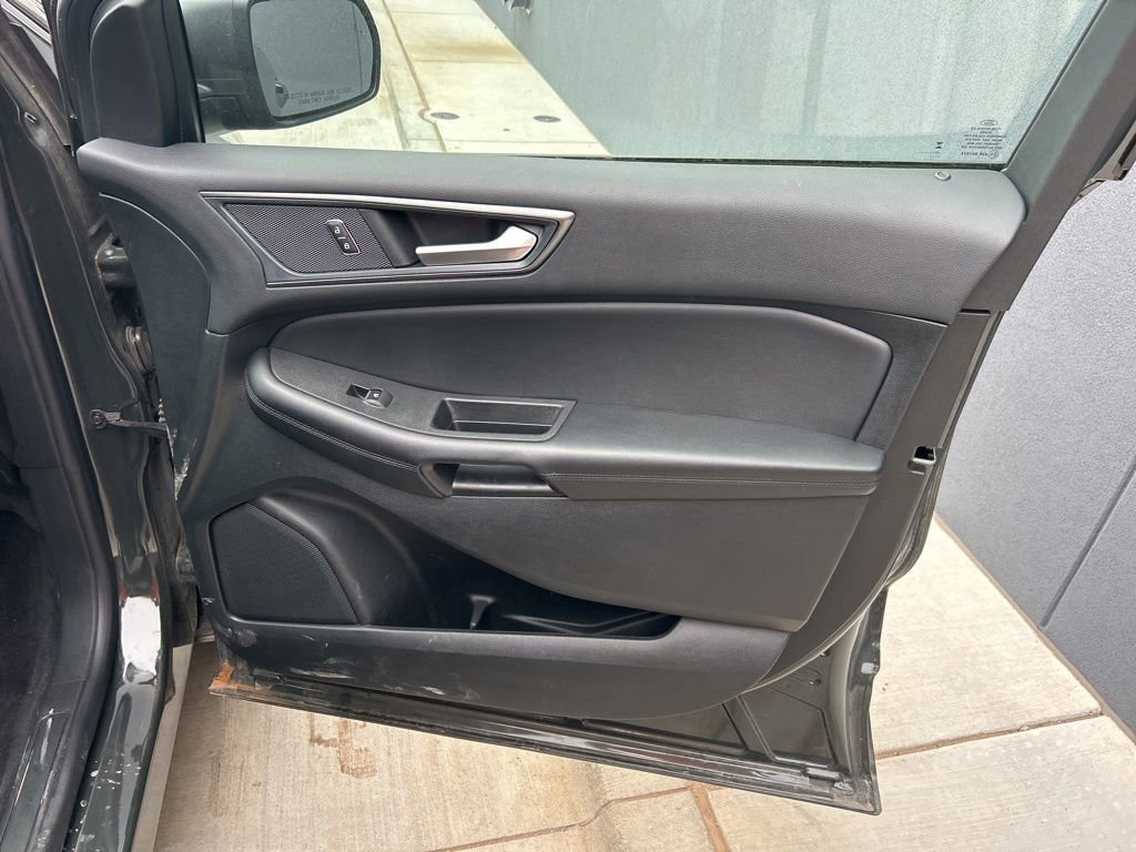 Used 2024 Ford Edge SE AWD/4WD image 16