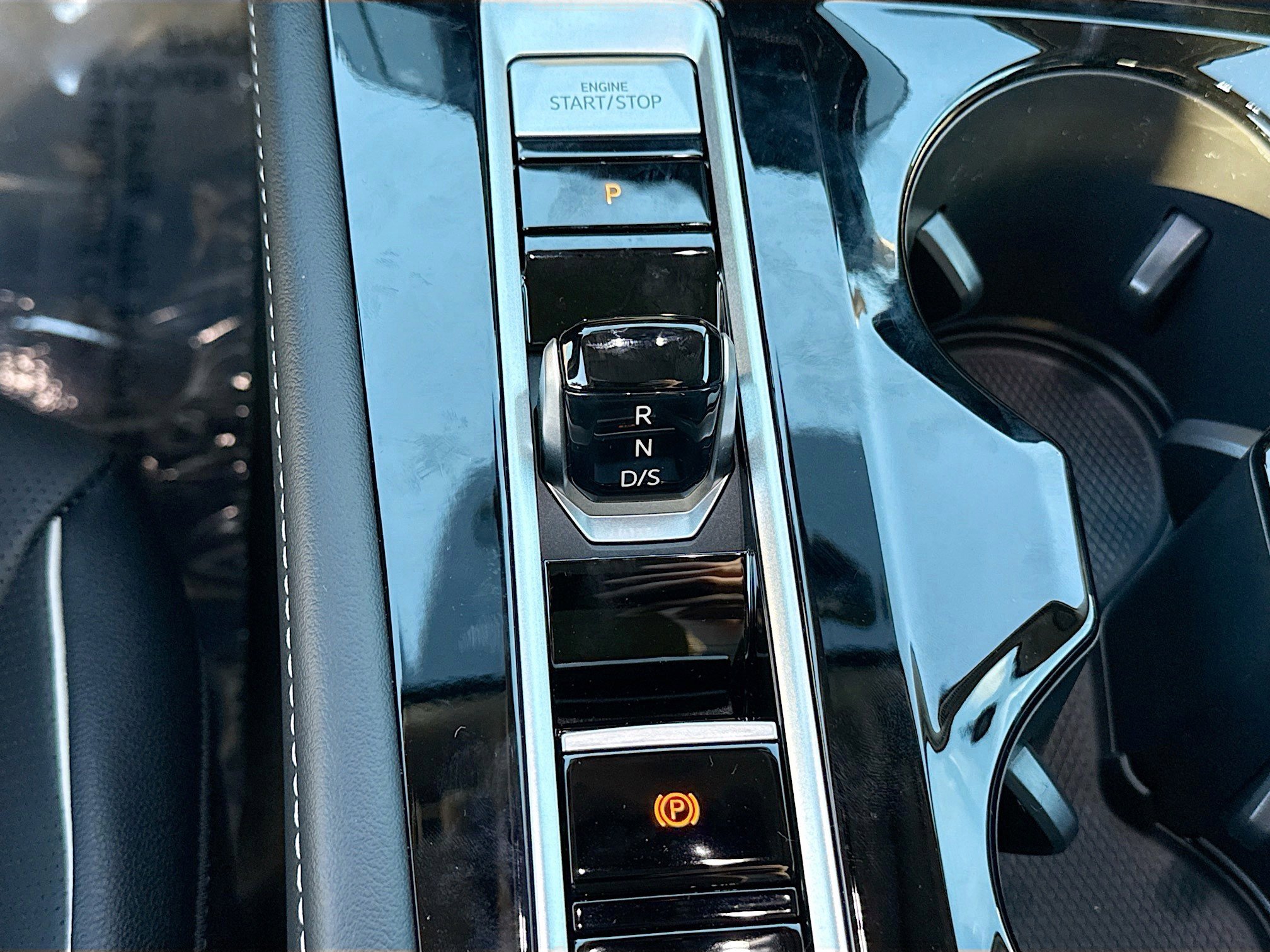 New 2026 Volkswagen Atlas SEL Premium R-Line image 28