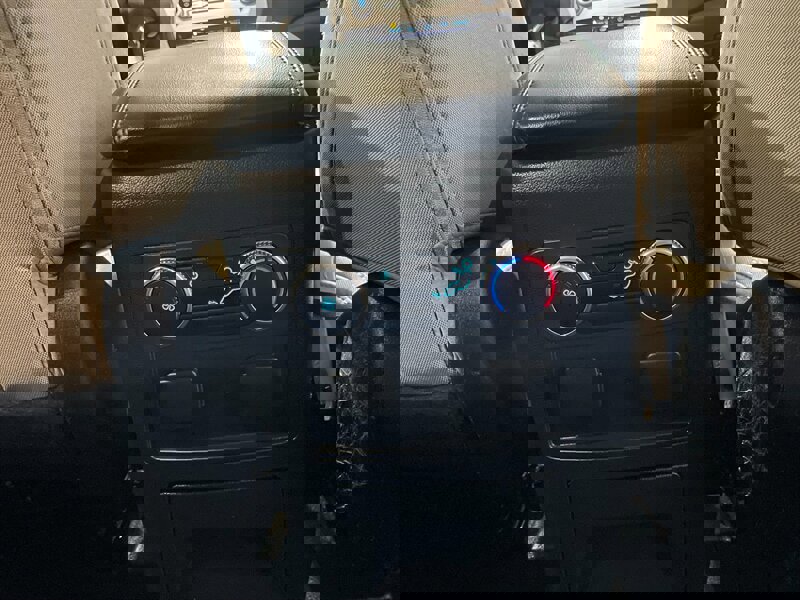 Used 2022 Ford Explorer 4WD w/ Class IV Trailer Tow Package image 25