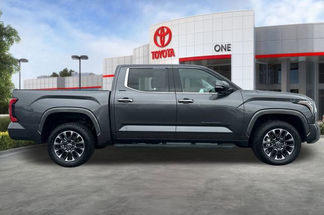 Used 2023 Toyota Tundra Limited AWD/4WD image 3