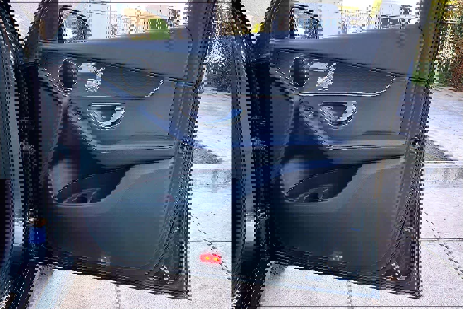 Used 2021 Mercedes-Benz GLC 300 GLC 300 image 22