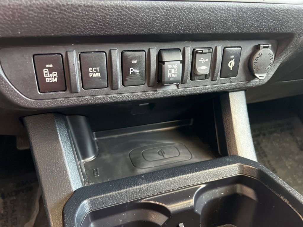 Used 2019 Toyota Tacoma TRD Sport w/ TRD Premium Sport Package image 37