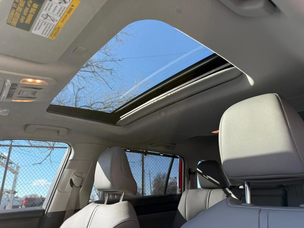 Used 2020 Toyota Highlander XLE FWD image 35