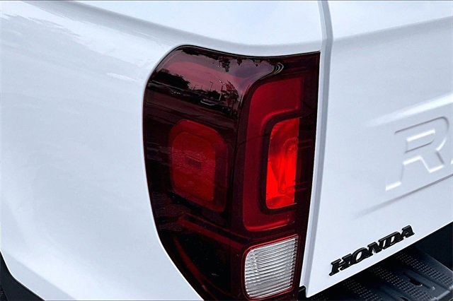 New 2026 Honda Ridgeline Black Edition image 14