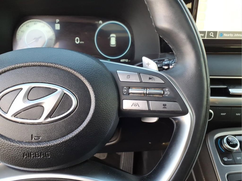 Used 2023 Hyundai Palisade Calligraphy image 22