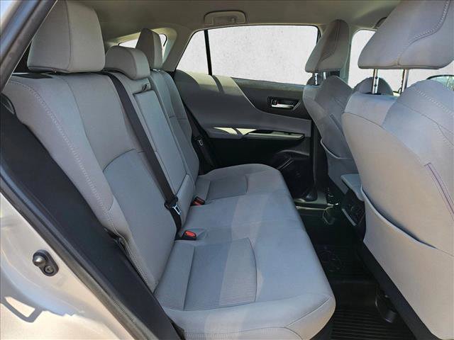 Used 2023 Toyota Venza LE AWD/4WD image 23