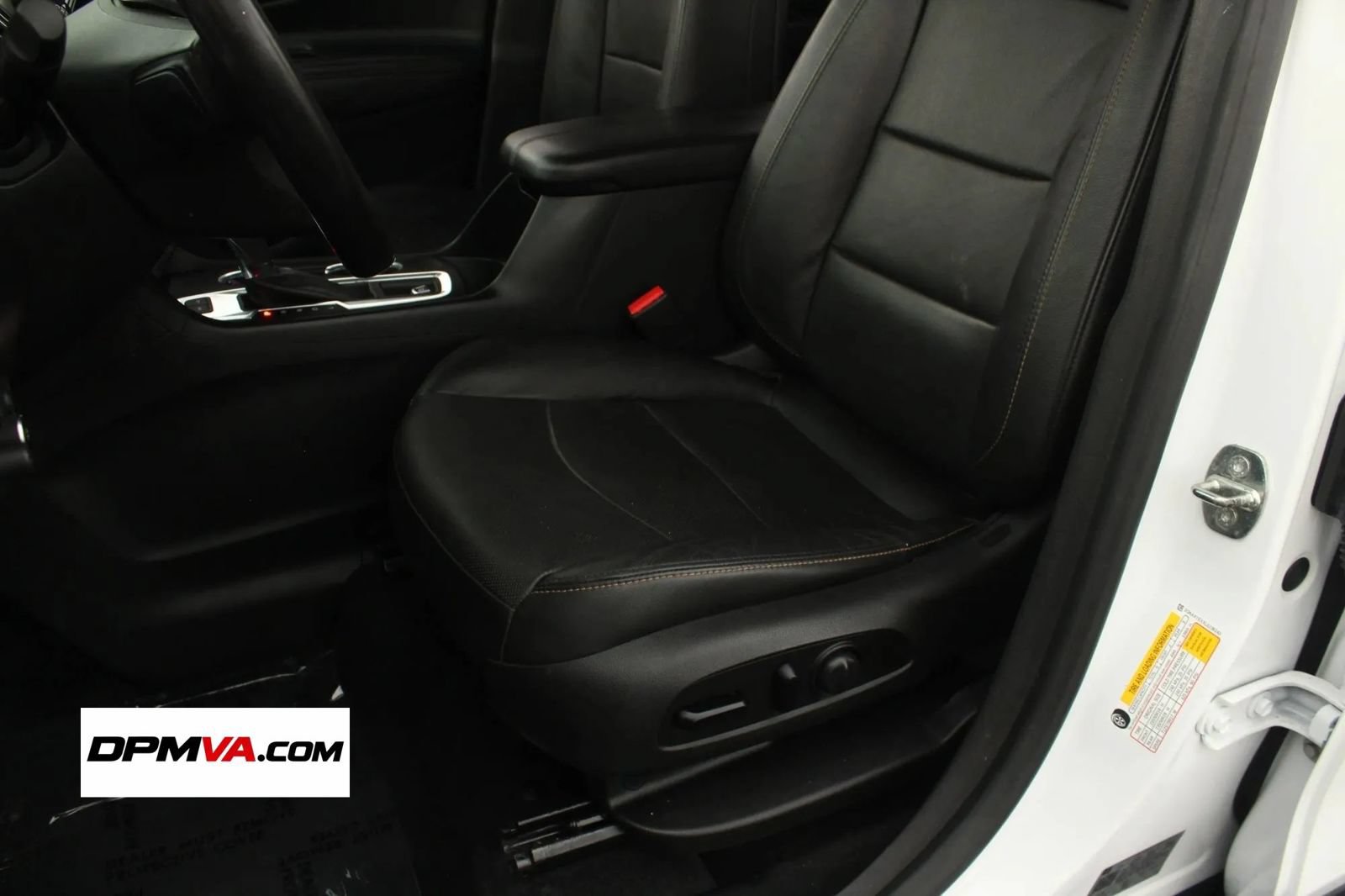 Used 2020 Chevrolet Equinox Premier w/ Premier Redline Edition AWD/4WD image 16