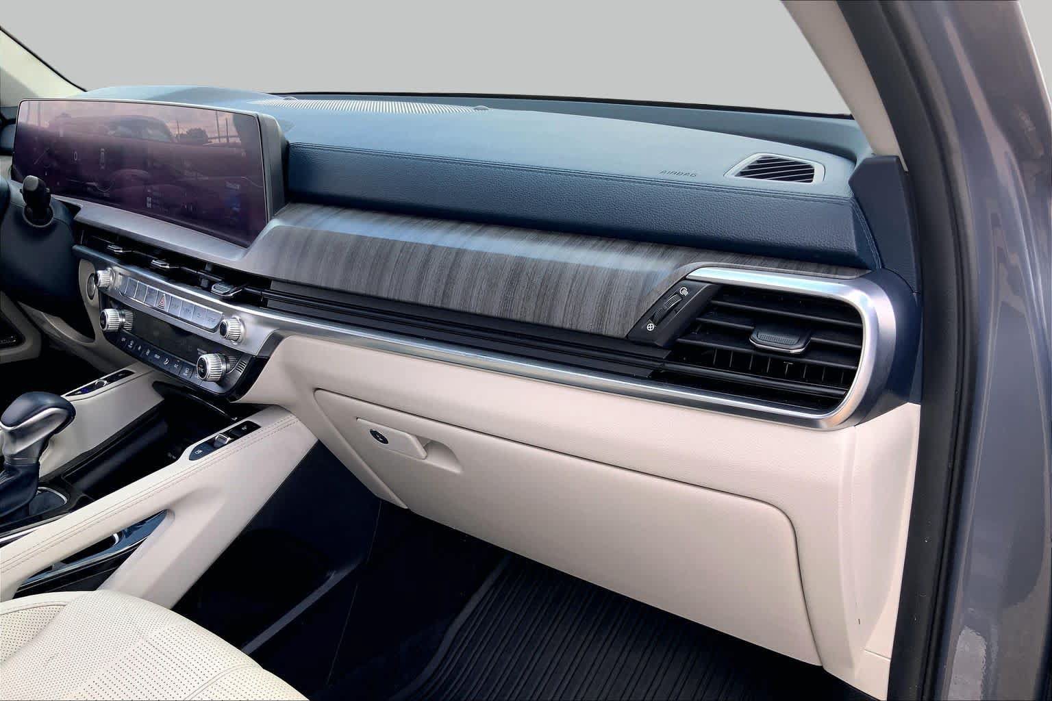 Used 2023 Kia Telluride SX FWD image 18