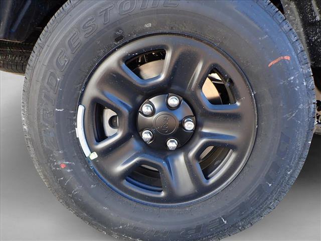 New 2026 Jeep Gladiator Sport image 7