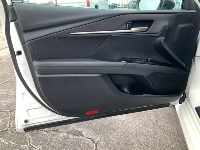 Used 2025 Toyota Camry LE image 14