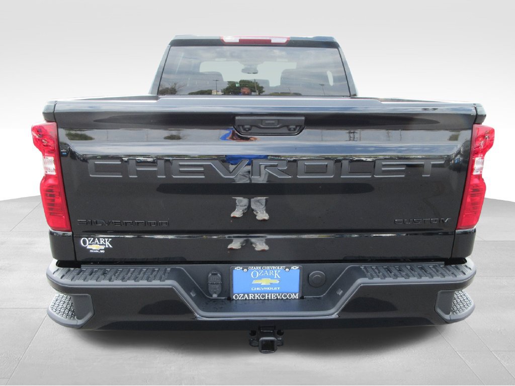 New 2026 Chevrolet Silverado 1500 Custom w/ Turbomax Blackout Package AWD/4WD image 5