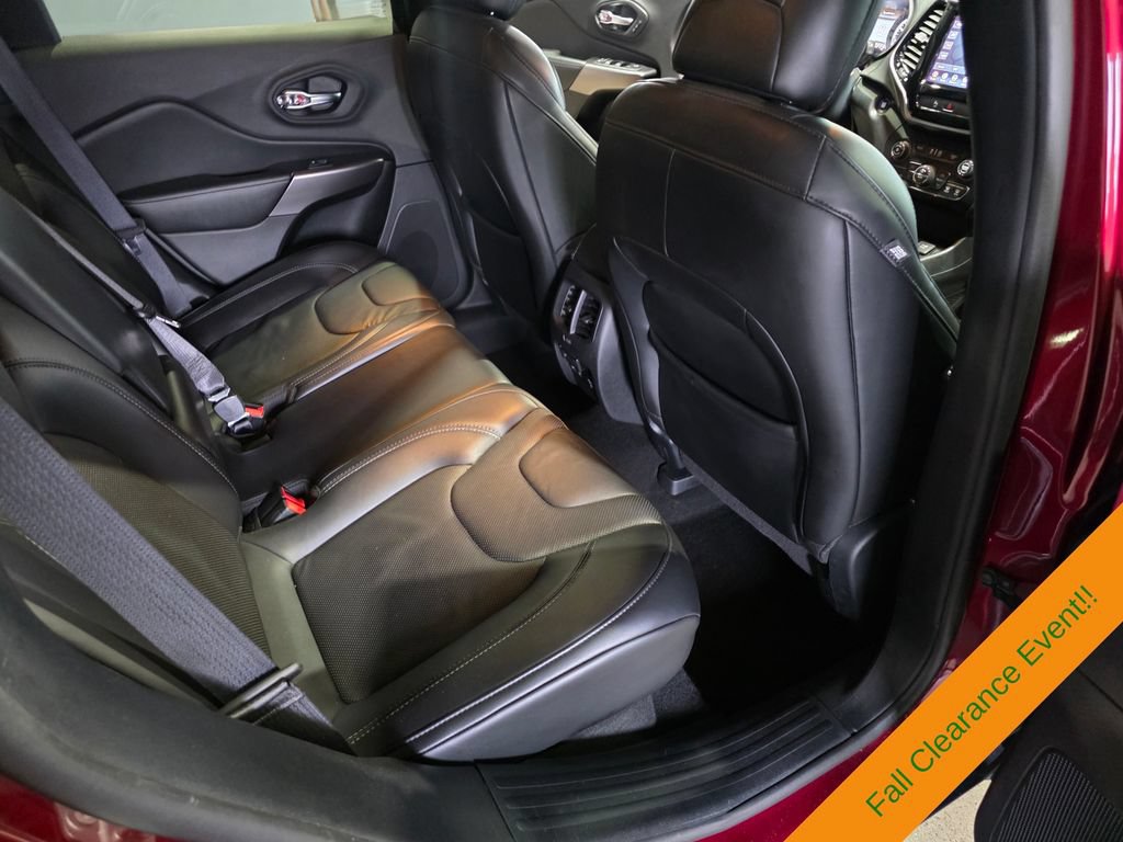 Used 2020 Jeep Cherokee Limited FWD image 23