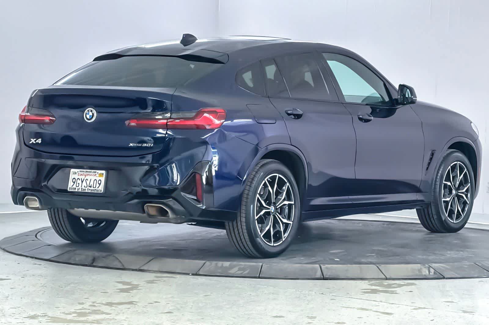 Used 2023 BMW X4 xDrive30i w/ M Sport Package AWD/4WD image 2
