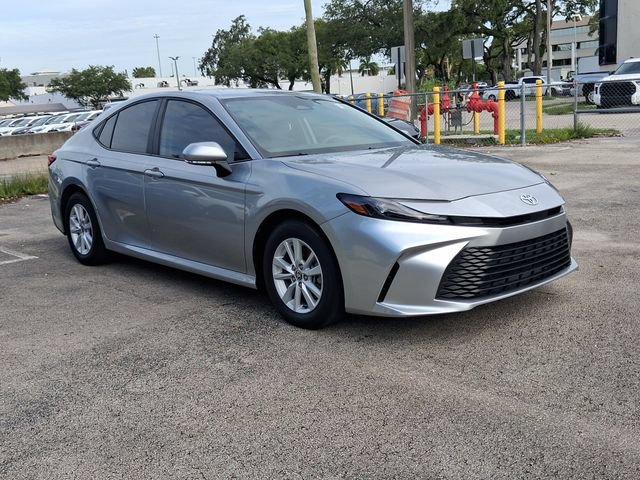 Used 2026 Toyota Camry LE FWD image 1