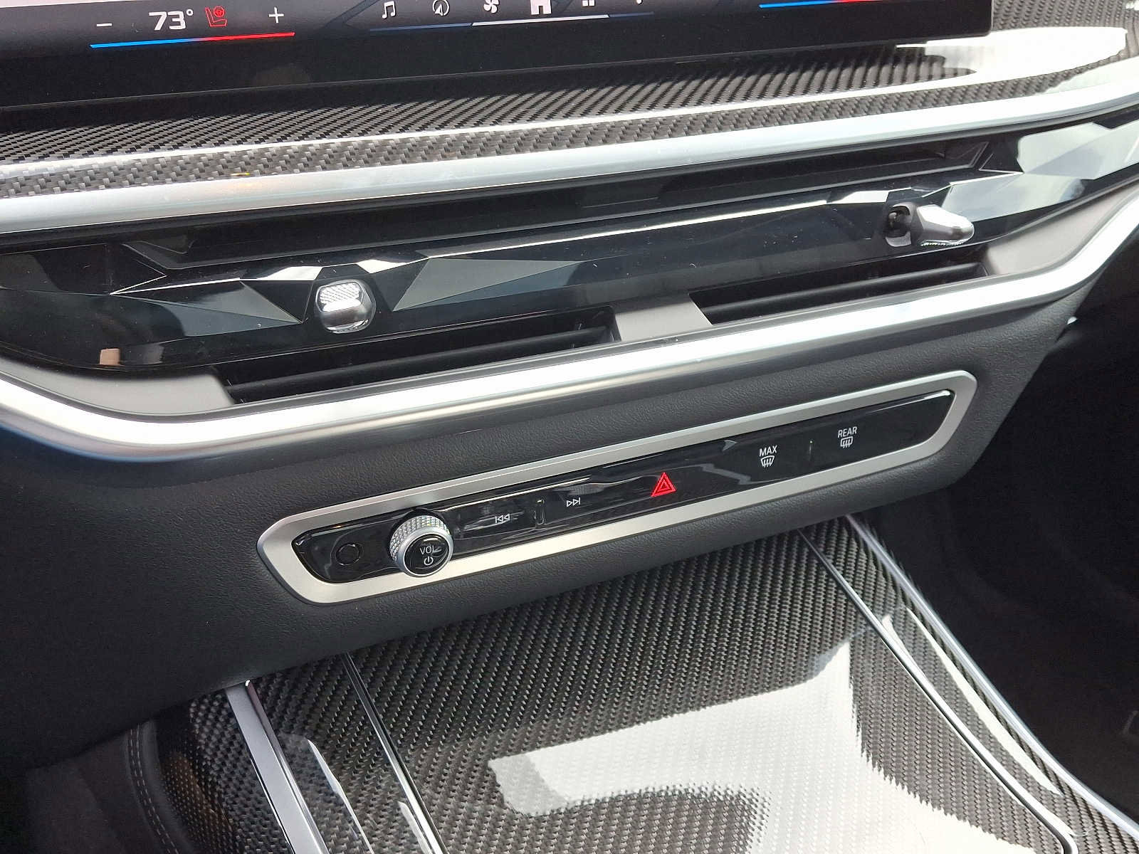 Used 2025 BMW X7 M60i image 16