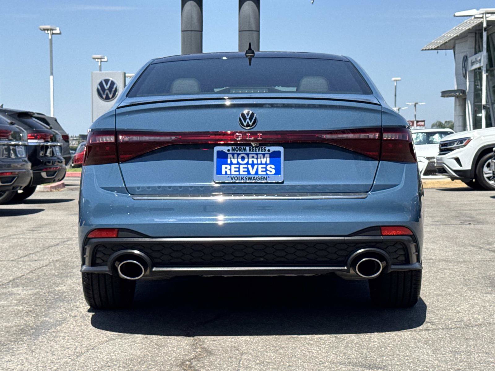 Certified 2025 Volkswagen Jetta GLI Autobahn w/ GLI Black Package FWD image 4