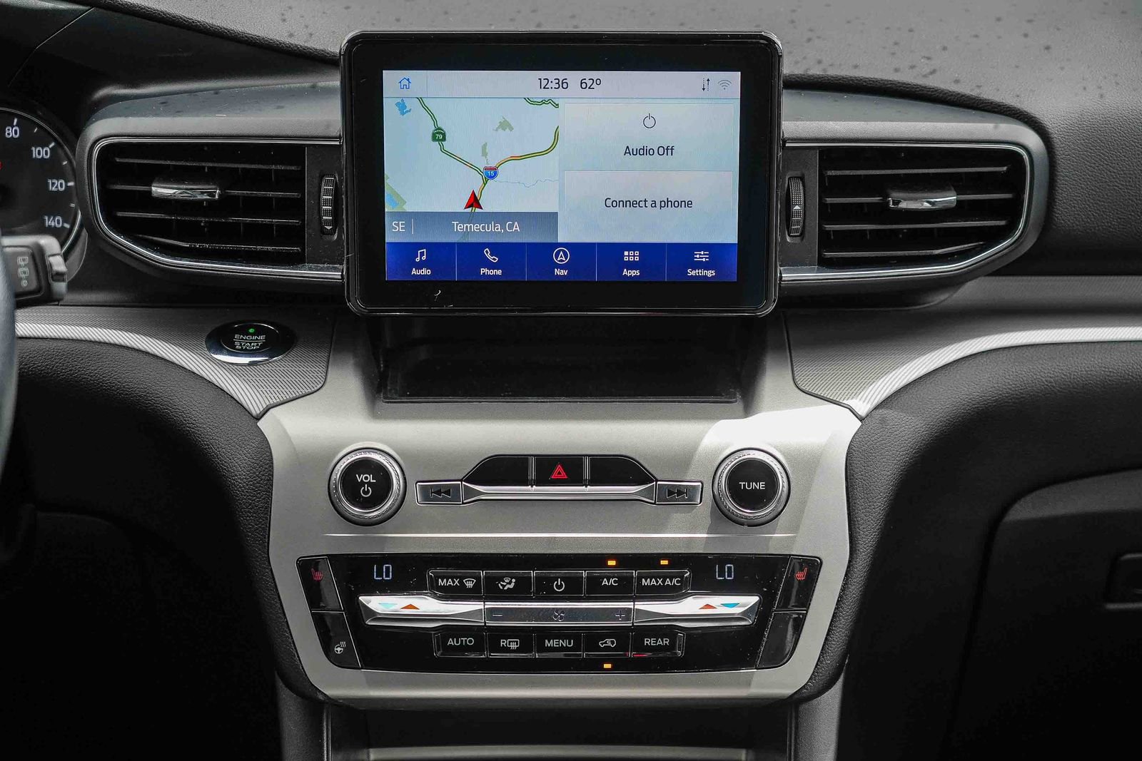 Certified 2021 Ford Explorer XLT w/ Equipment Group 202A RWD image 13