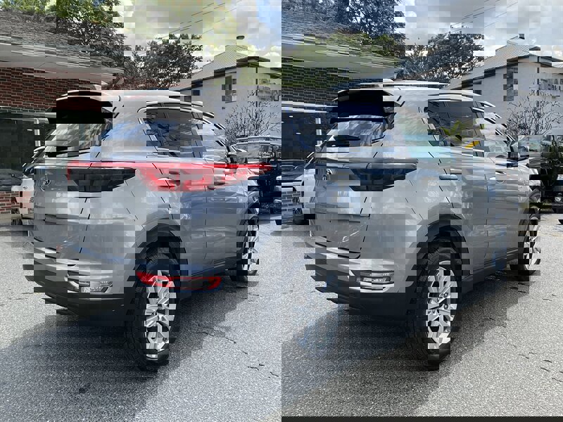 Used 2019 Kia Sportage LX image 5