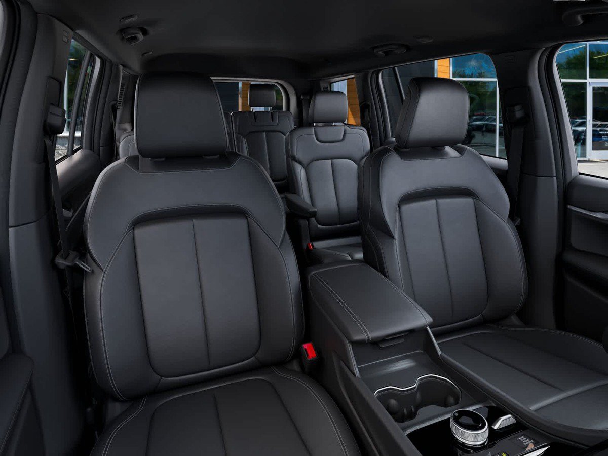 New 2025 Jeep Grand Cherokee L Limited AWD/4WD image 16