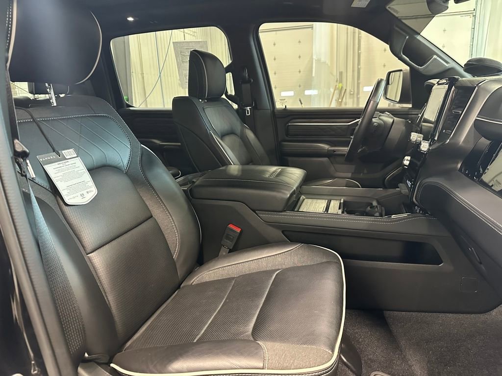Used 2025 RAM 1500 Limited AWD/4WD image 34