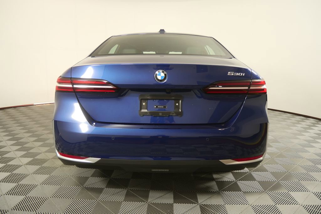 Certified 2026 BMW 530i RWD image 4