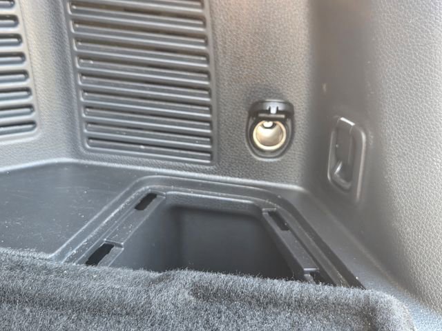 Used 2016 Nissan Rogue SL w/ SL Premium Package FWD image 10