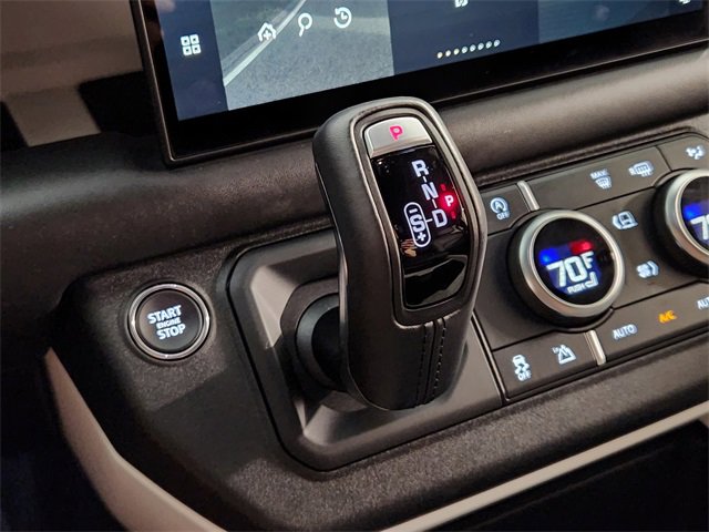 Used 2025 Land Rover Defender 110 S image 20